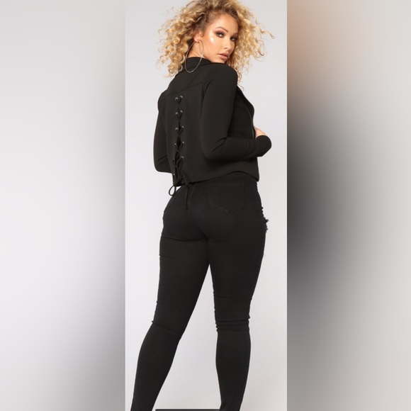 Fashion Nova Black Distressed Jeans - Picture 4 of 5